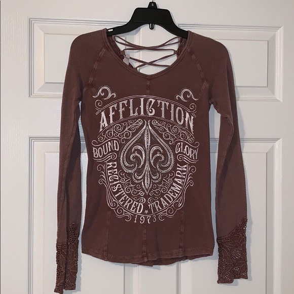 Affliction top - Picture 1 of 7